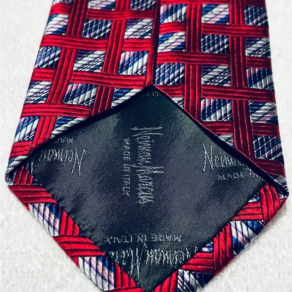 Brand New Corporate Power Tie By  NEIMAN MARCUS - Picture 3 of 4